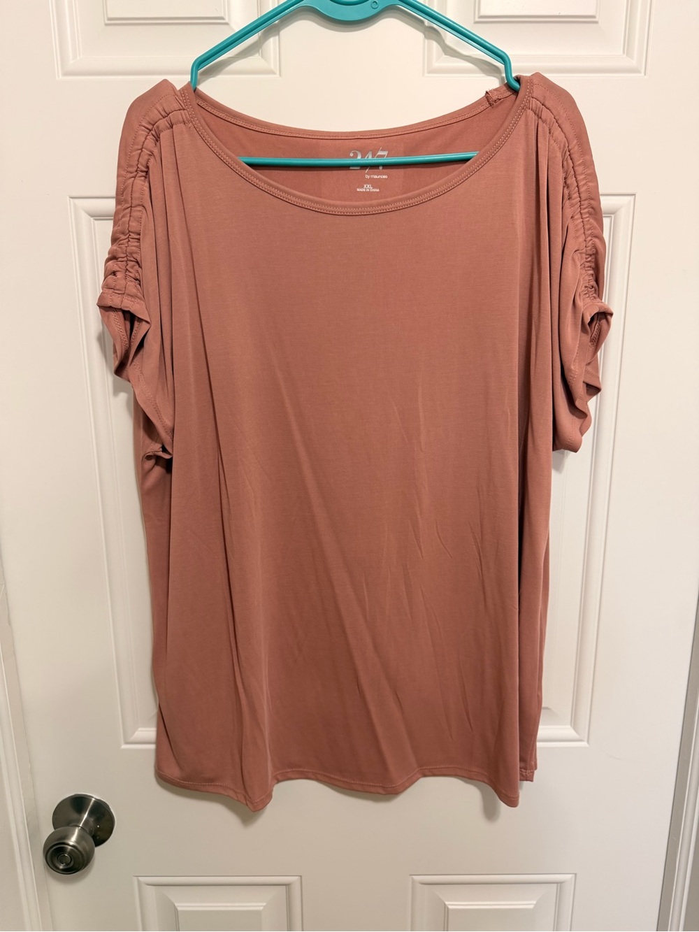 Maurices Ruched Short Sleeve Scoop Neck Top - Dusty Rose